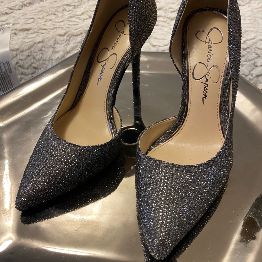 💎 Heels - Picture 2 of 3